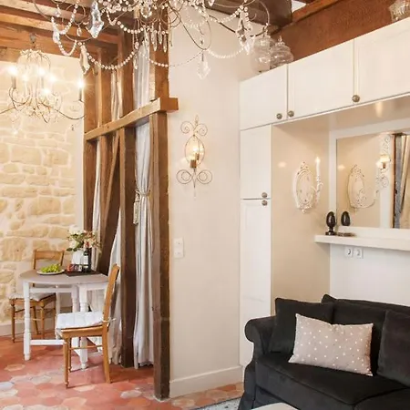 Le Diamant En Isle Apartamento